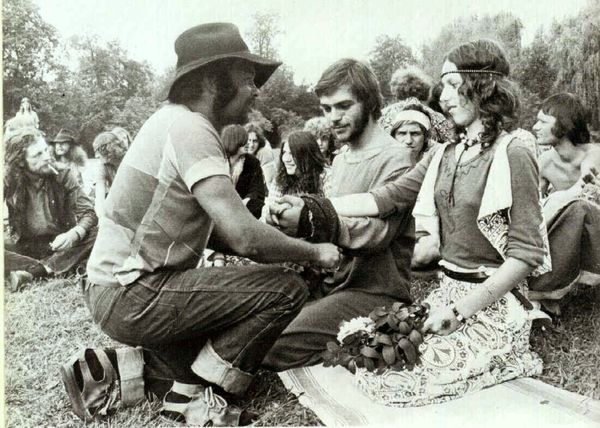 Patchouli o perfume que marcou uma época